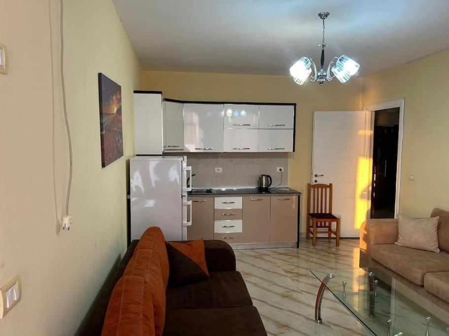 Rezidenca Hasanaj 41-42 Appartement