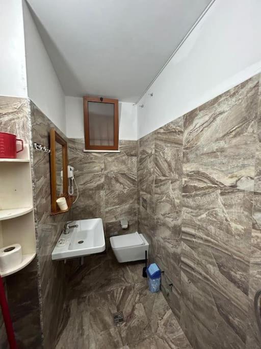 Rezidenca Hasanaj 41-42